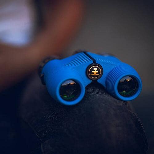Nocs Provisions Standard Issue 8x25 Waterproof Binoculars (Cobalt) - Nocs Provisions Standard Issue 8x25 Waterproof Binoculars (Cobalt) - Travelking